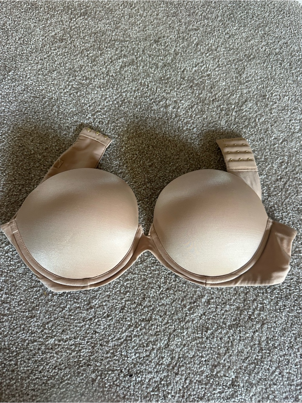 Victoria's Secret Nude Strapless Push-Up Bra